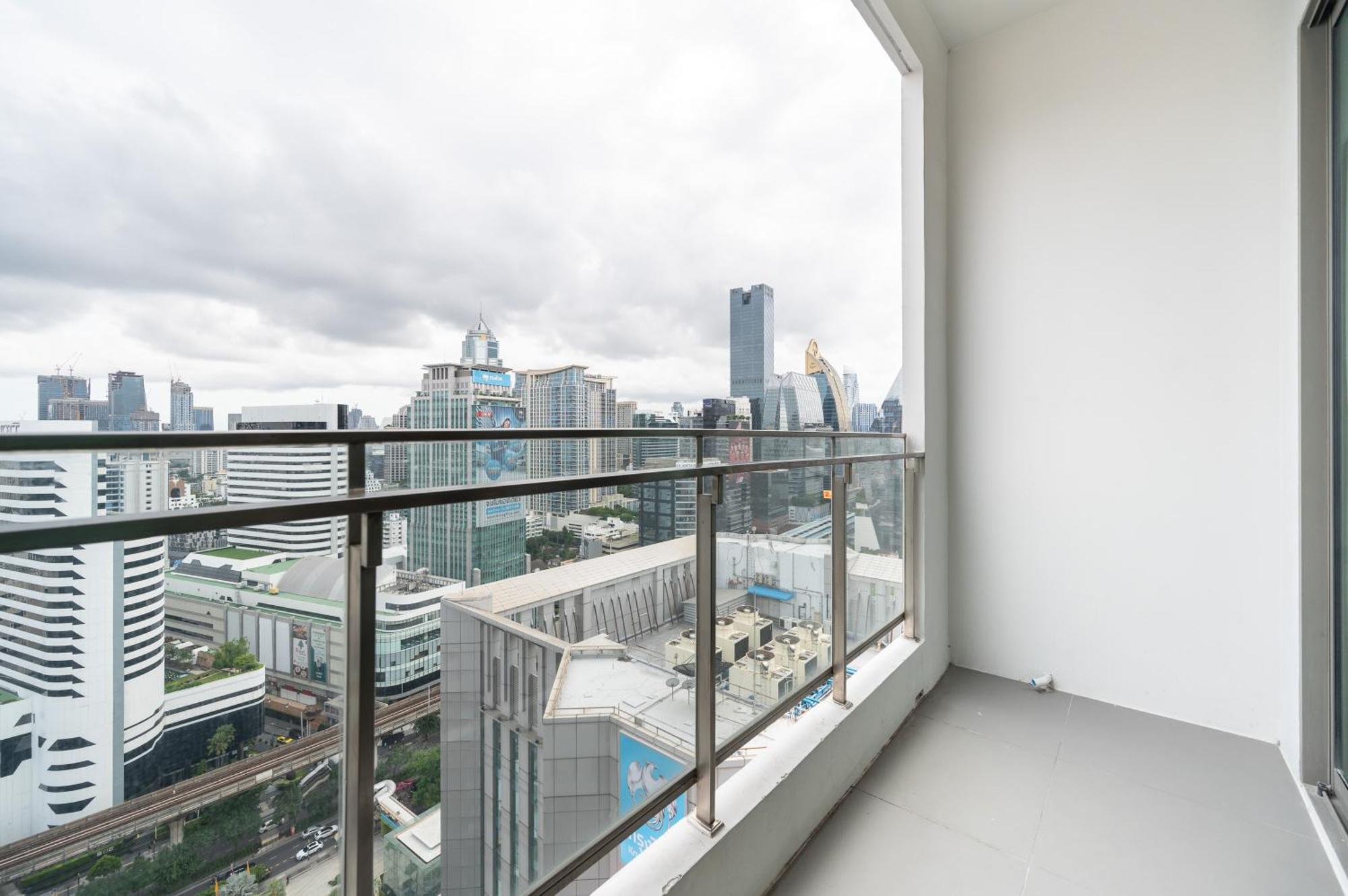The Rich Residence Sukhumvit Nana バンコク都 エクステリア 写真