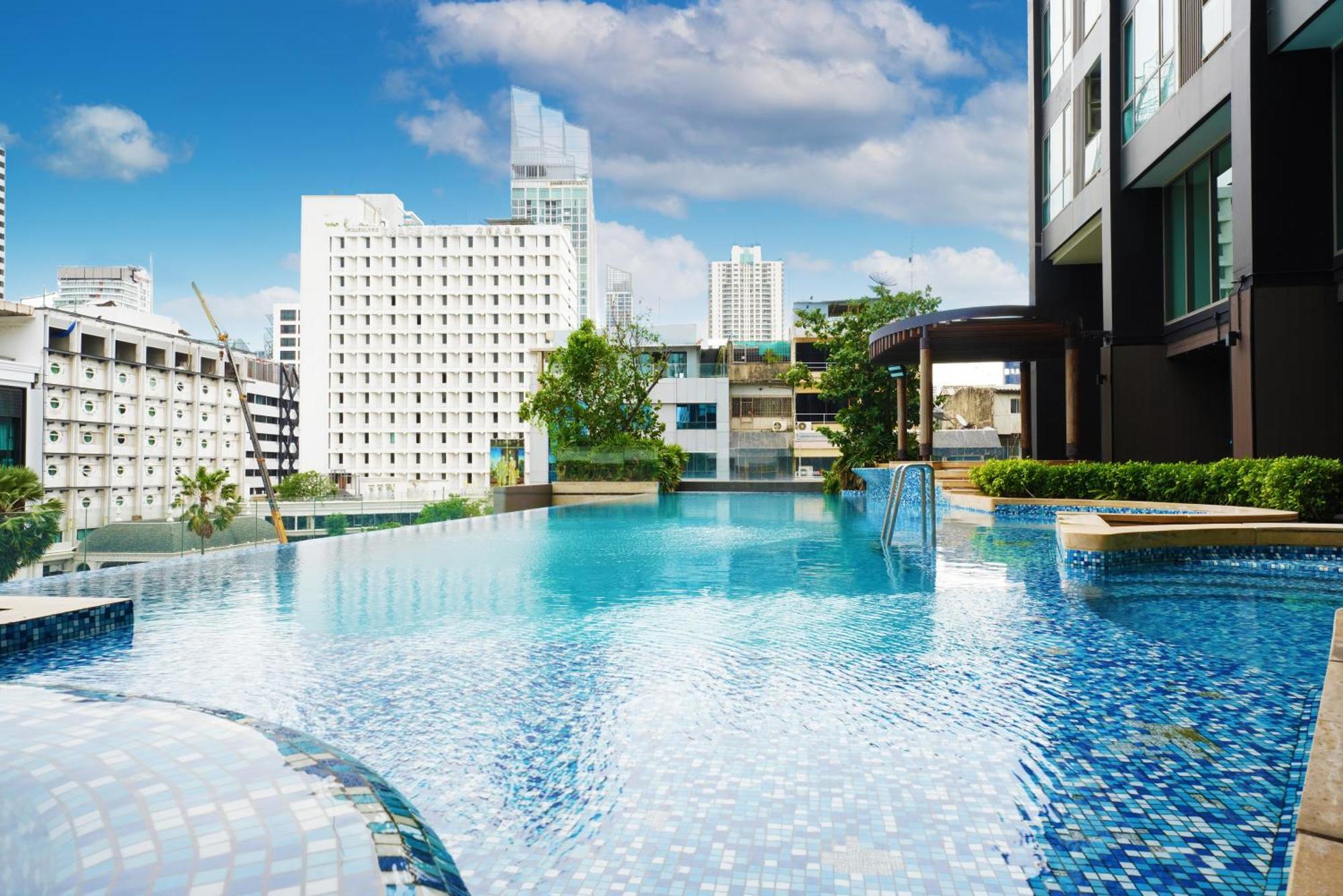The Rich Residence Sukhumvit Nana バンコク都 エクステリア 写真